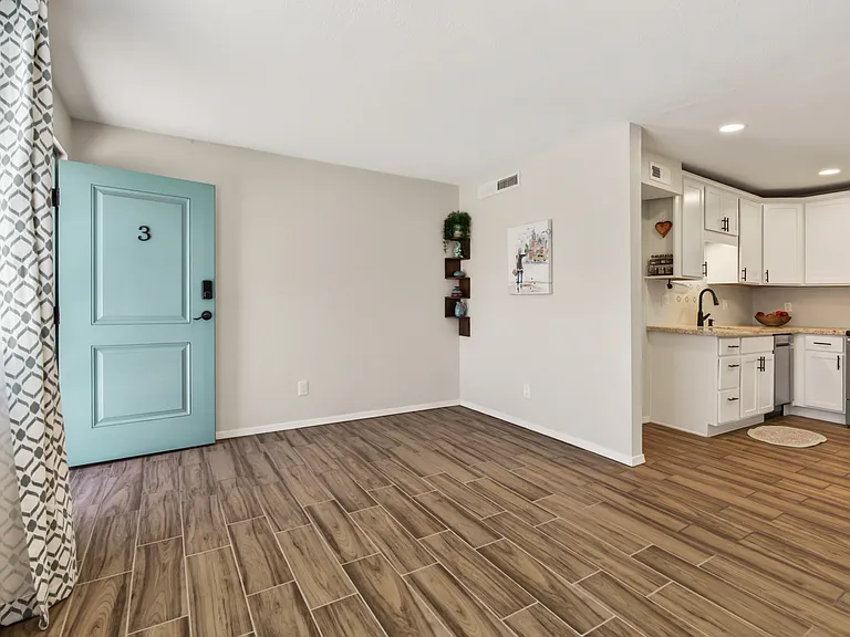 7818 E Glenrosa Ave #1 — Photo 3