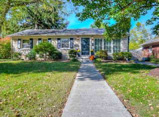 1933 Beacon Hill Rd, Lexington, KY 40504