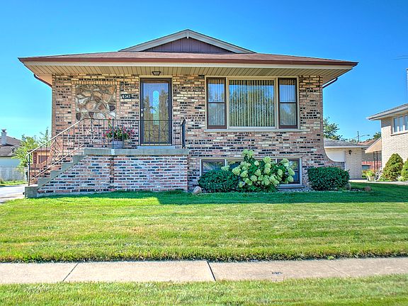 2nd image of 6347 W 89th Pl