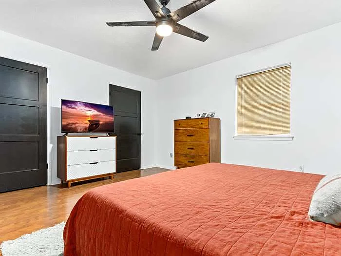 4150 Crow Rd #16 — Photo 15