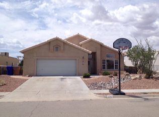 570 Canyon Point Rd, Las Cruces, NM 88011