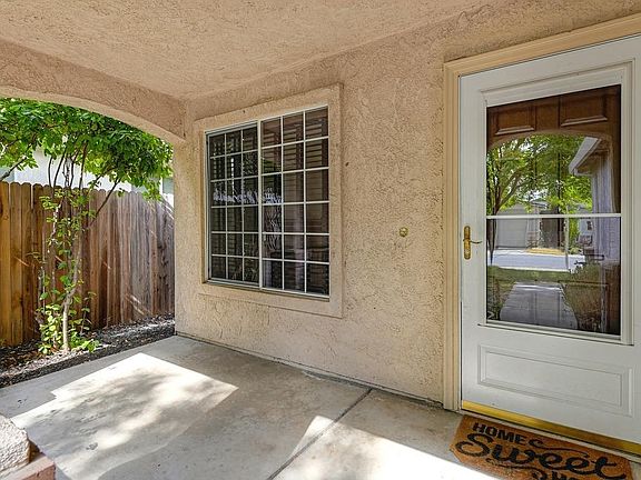 5th image of 1510 Alyssum Way