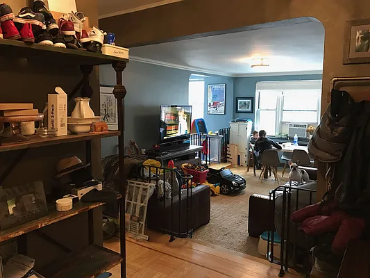 Rented by Minetta Lane Realty Corp | media 25