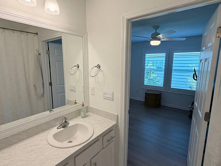 8326 Zenith Cir — Photo 4