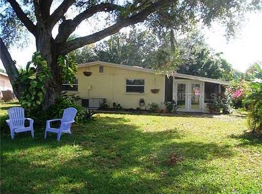 2nd image of 2943 Sequoia Ln