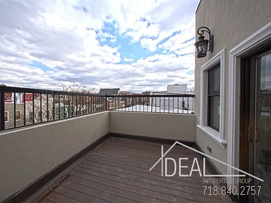 Sold by Ideal Properties Group | media 7