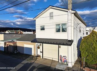 145 S Lemon St, Mount Carmel, PA 17851