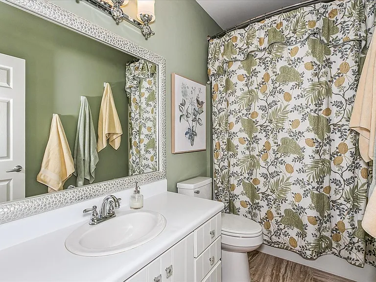 1070 Fort Pickens Rd — Photo 35