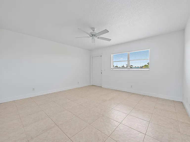 316 Southwind Ct #107 — Photo 11