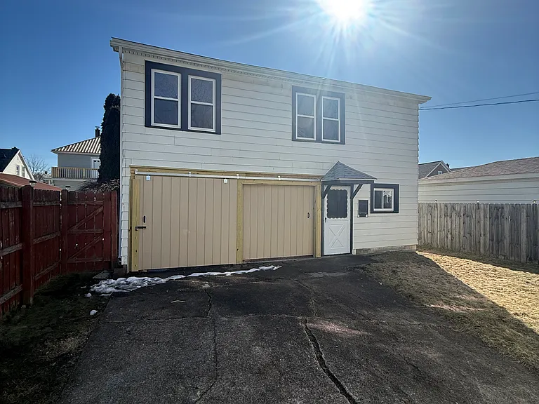 59 Dundee St #B — Photo 15