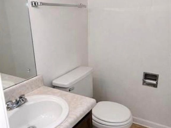 5th image of 4701 Queens Lace Ct