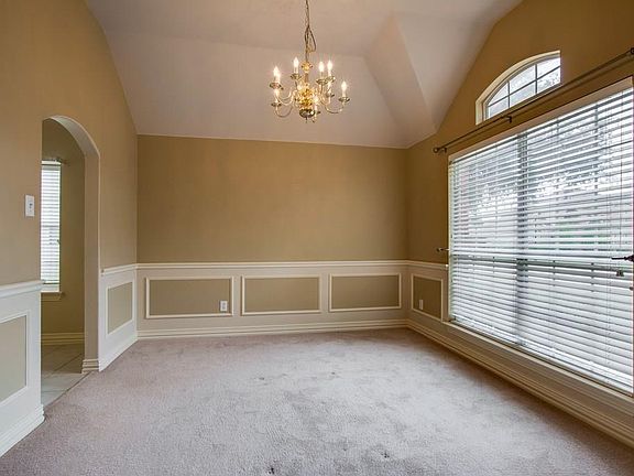 3rd image of 3533 High Vista Dr