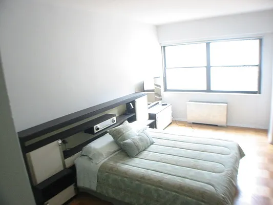 Rented by REGII | media 2