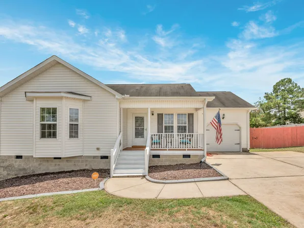 27 True Blue Dr, Broadway, NC 27505