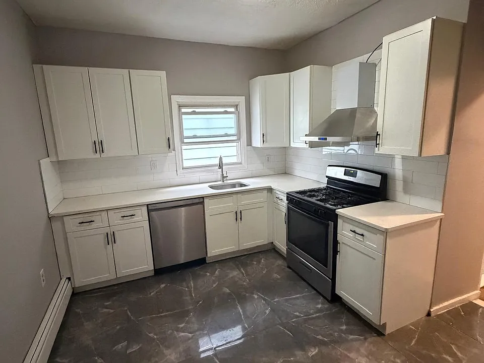 56 N 18th St #2