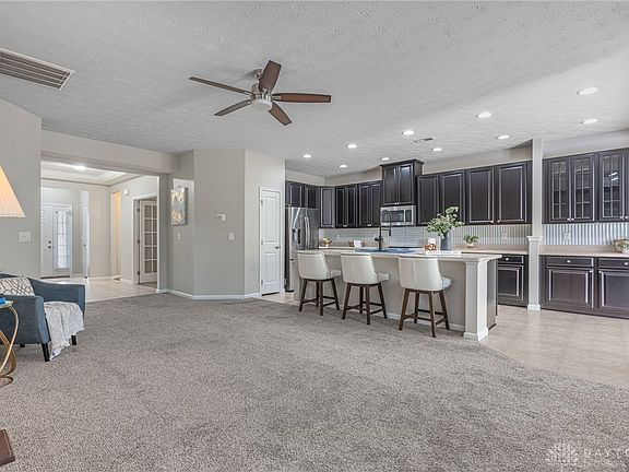 5th image of 1644 Summit Creek Dr