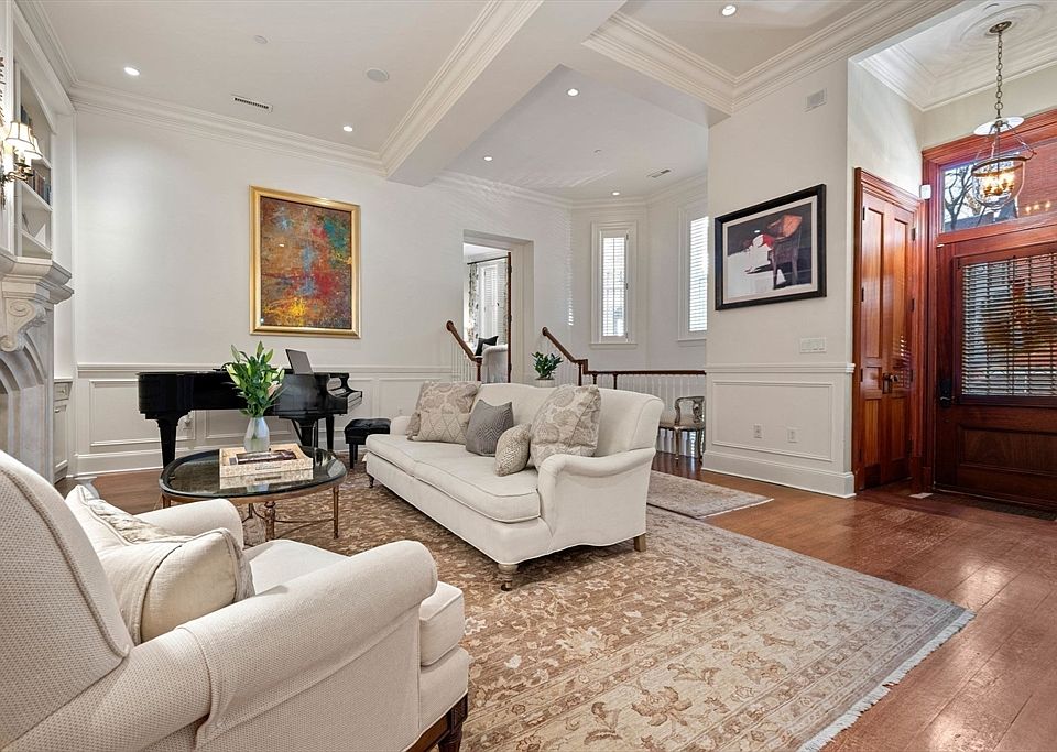 1st image of 50 Beacon St #50