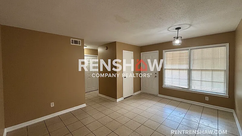3 bed, 2.0 bath, 1670 sqft, $1,390 — Photo 4