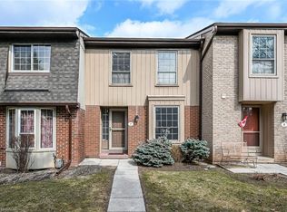 567 Guelph Line #7, Burlington, ON L7R 3M5