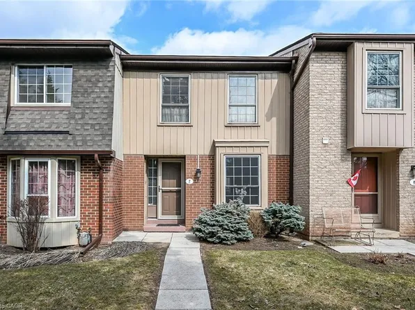 567 Guelph Line #7, Burlington, ON L7R 3M5