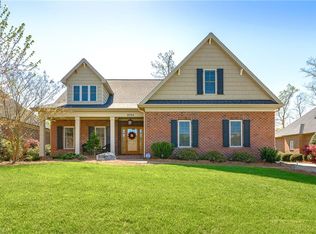 8284 Arbor Ridge Ln, Clemmons, NC 27012