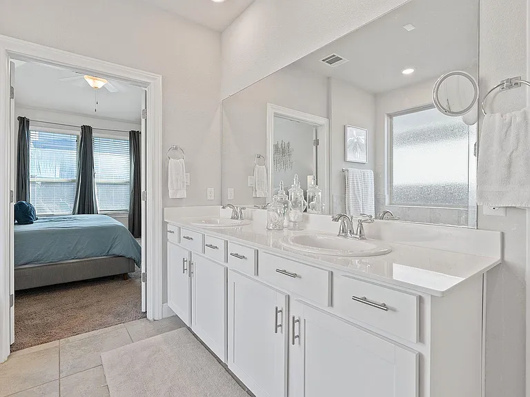 209 Birkshire Dr — Photo 19
