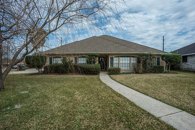 1st image of 9690 Meadowick Dr