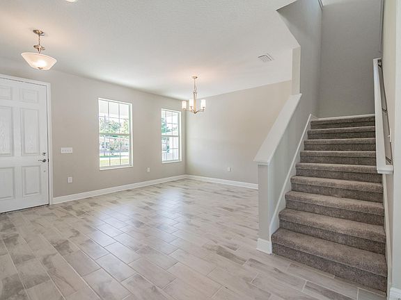 3rd image of 2911 W Elrod Ave