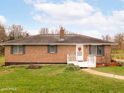 299 Hunter Ln, Holts Summit, MO, 65043