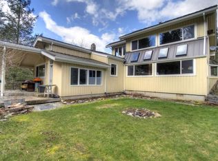 8911 Frost Rd, Sumas, WA 98295