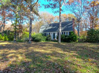 10 Courtland Dr, East Sandwich, MA 02537