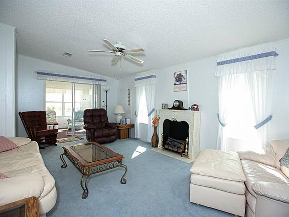 3rd image of 420 Osprey Dr