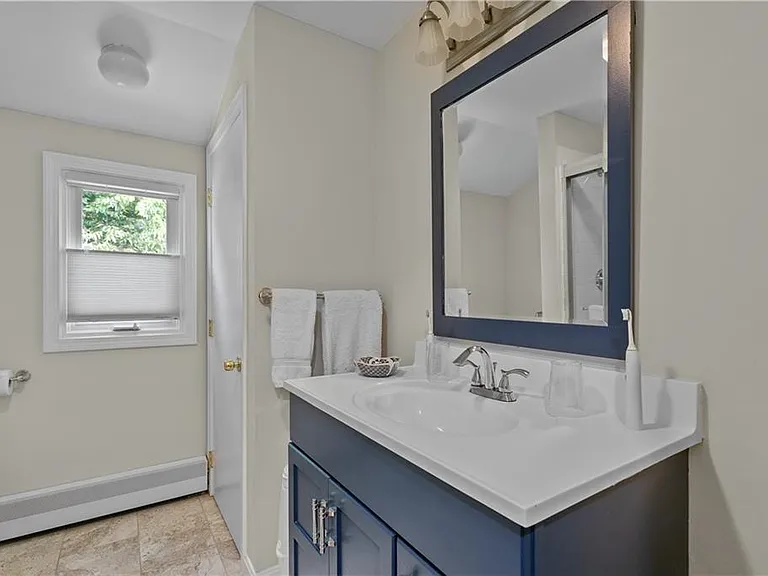 59 Berkley Ave — Photo 22