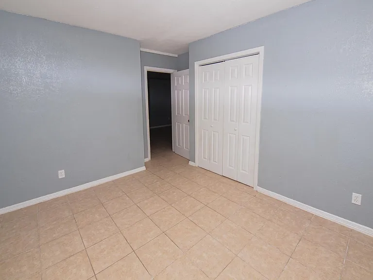 1702 Silver Ave — Photo 7
