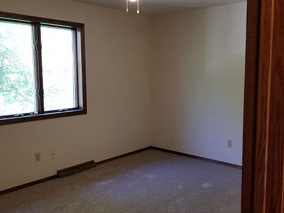 Large bedroom with cieling fan