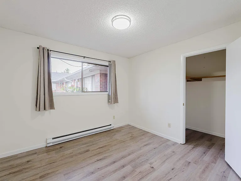 3816 F St #3816 — Photo 12