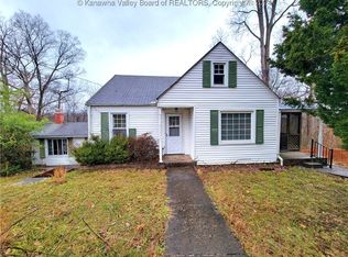 1513 Ravinia Rd, Charleston, WV 25314