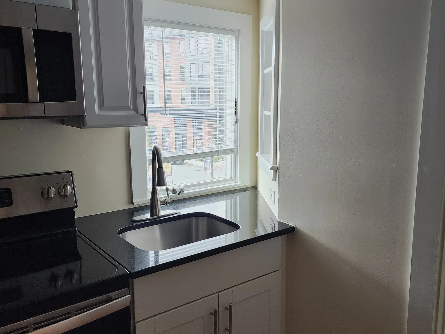 Studio, $1,295 — Photo 2