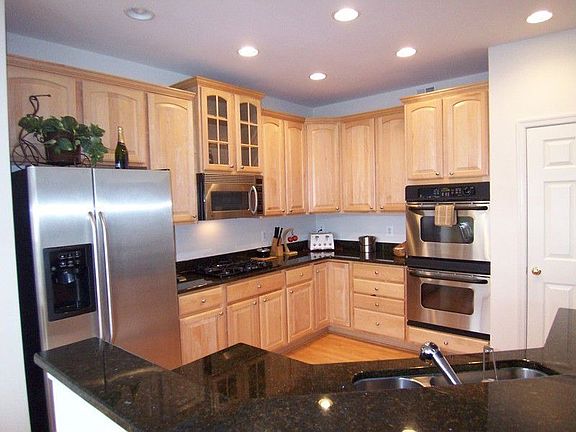 3rd image of 1535 Grosbeak Ct