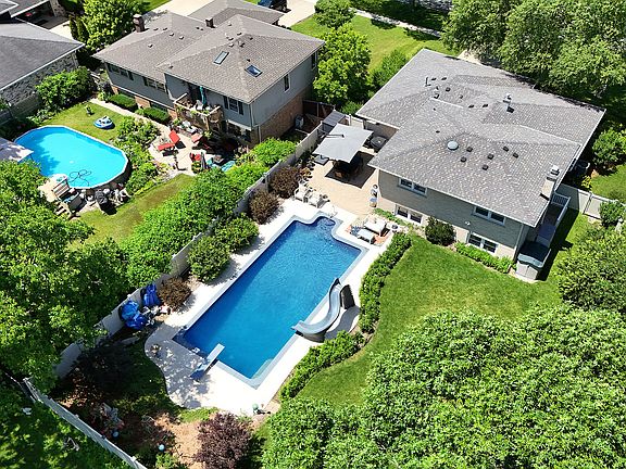 2nd image of 7933 Glen Ln