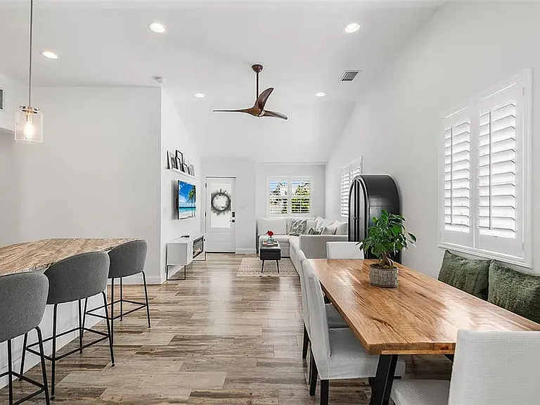 14024 N Bayshore Dr — Photo 15