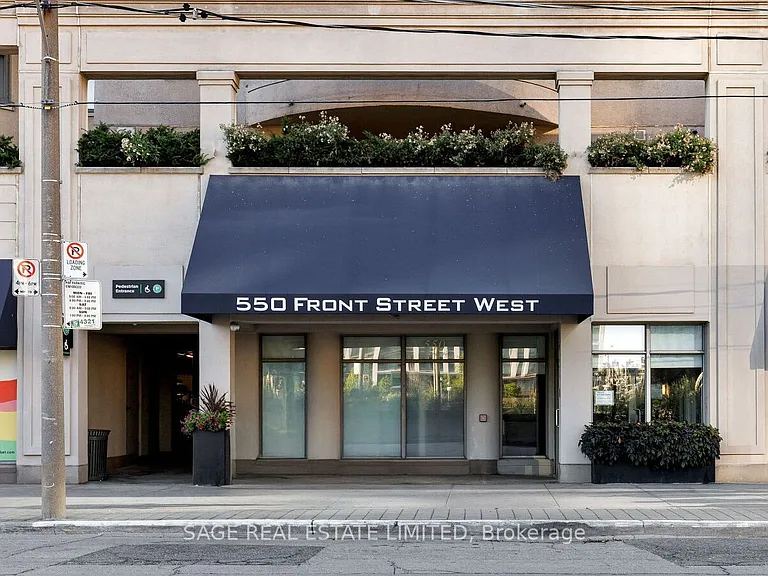 550 Front St W #438 — Photo 3