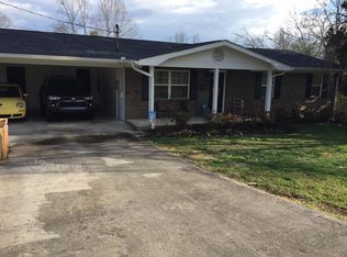 1215 Laurel Rd, Clinton, TN 37716