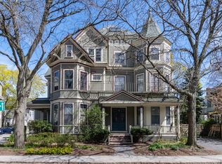 72 Cypress St APT 4, Brookline, MA 02445