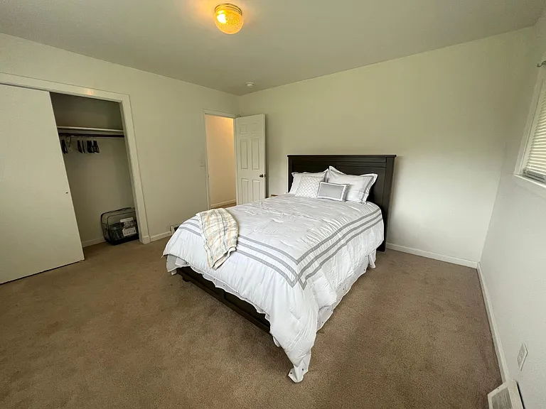 Bedroom #1
