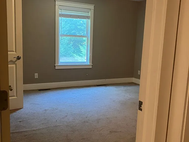2972 Creekside Ct — Photo 37