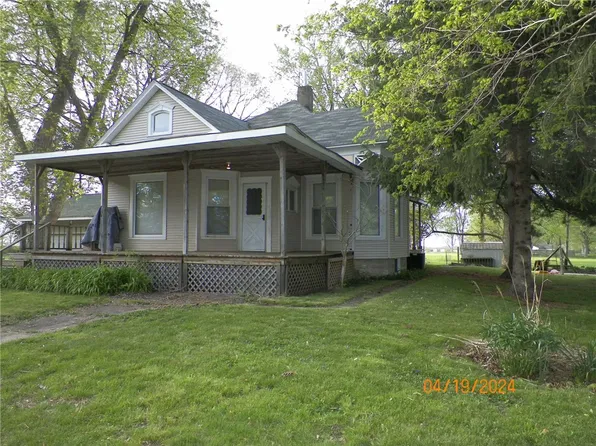 8150 W 2nd St, Harristown, IL 62537