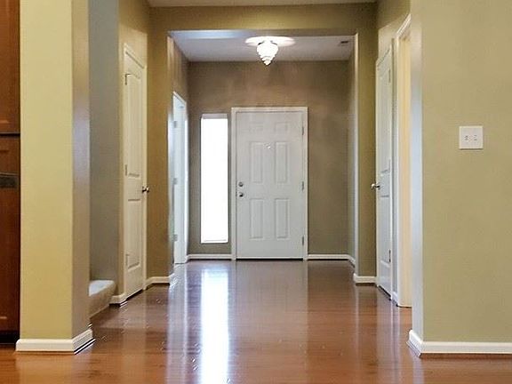 4th image of 1667 Friday Ln SW