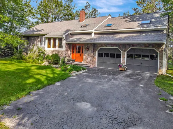 148 Scraggle Point Road, Saint George, ME 04859