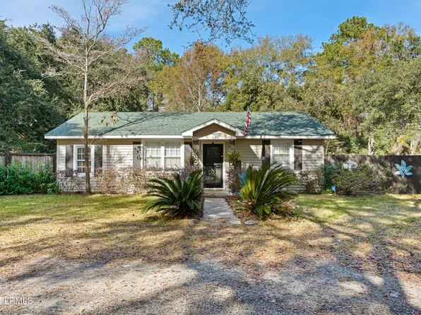64 Cherokee Farms Road, Beaufort, SC 29906